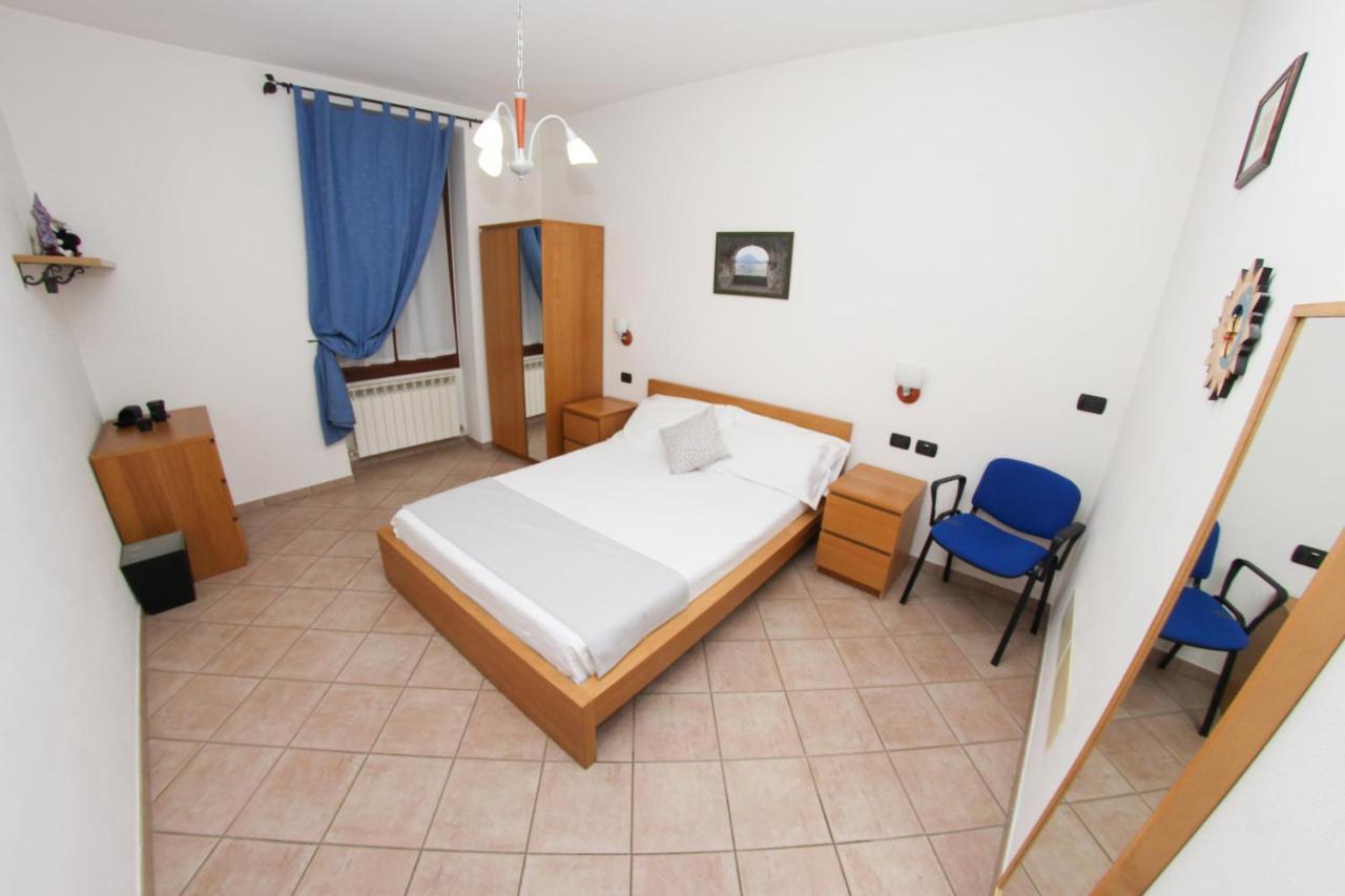 Villa Central Varenna Kültér fotó
